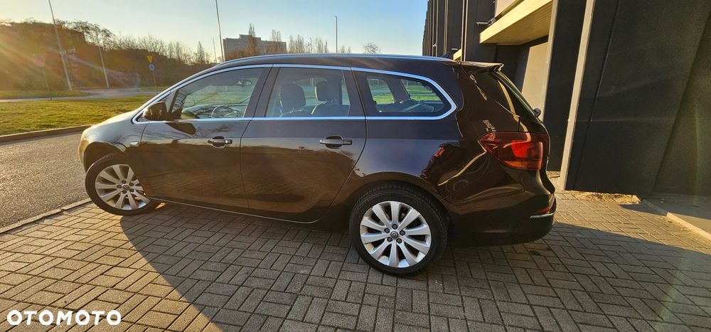 Opel Astra 1.4 T Cosmo EU6 - 8