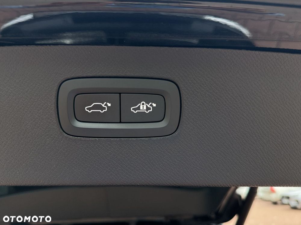 Volvo XC 90 - 29