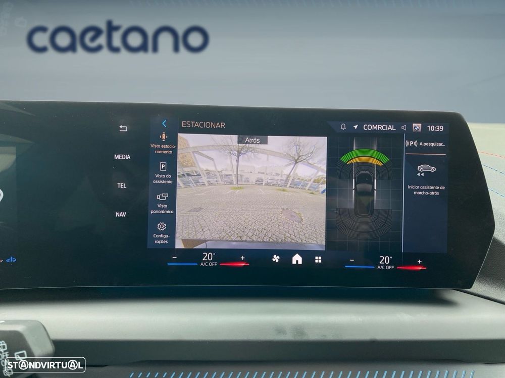 BMW 118 d Pack Desportivo M - 9