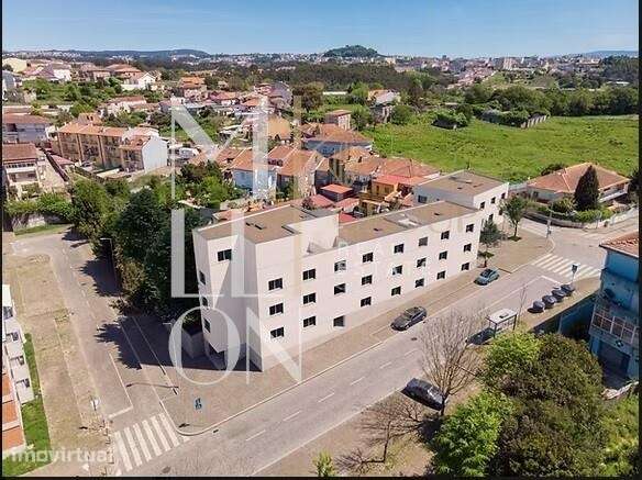 Apartamento T2 junto ao metro de Campanhã com lugar de garagem - Grande imagem: 3/22