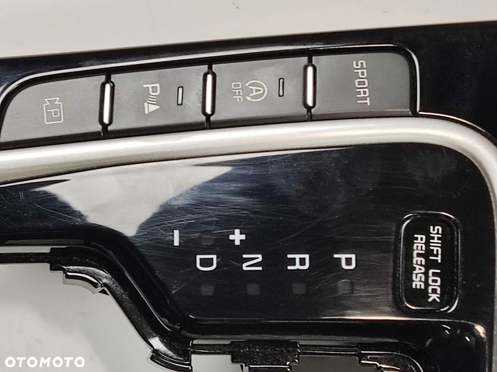 KIA PRO CEED od 2021r Panel Tunelu Środkowego - 2