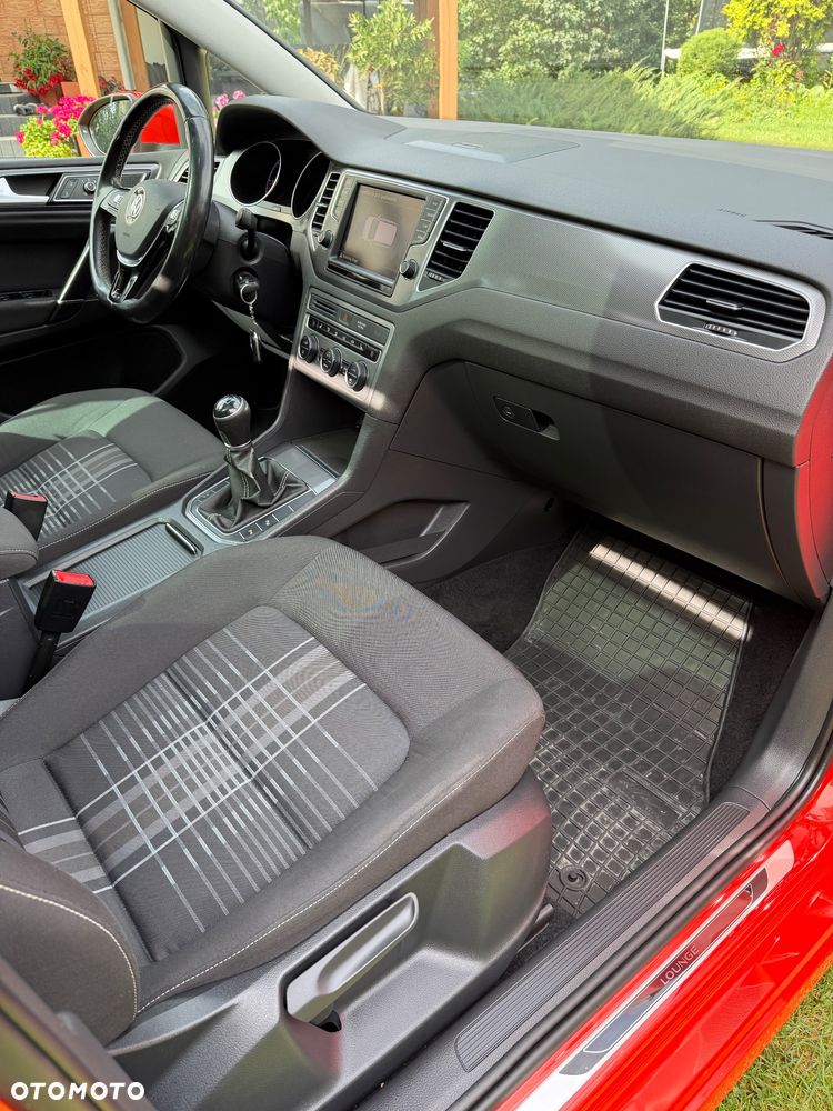 Volkswagen Golf 1.6 TDI BMT Highline - 23
