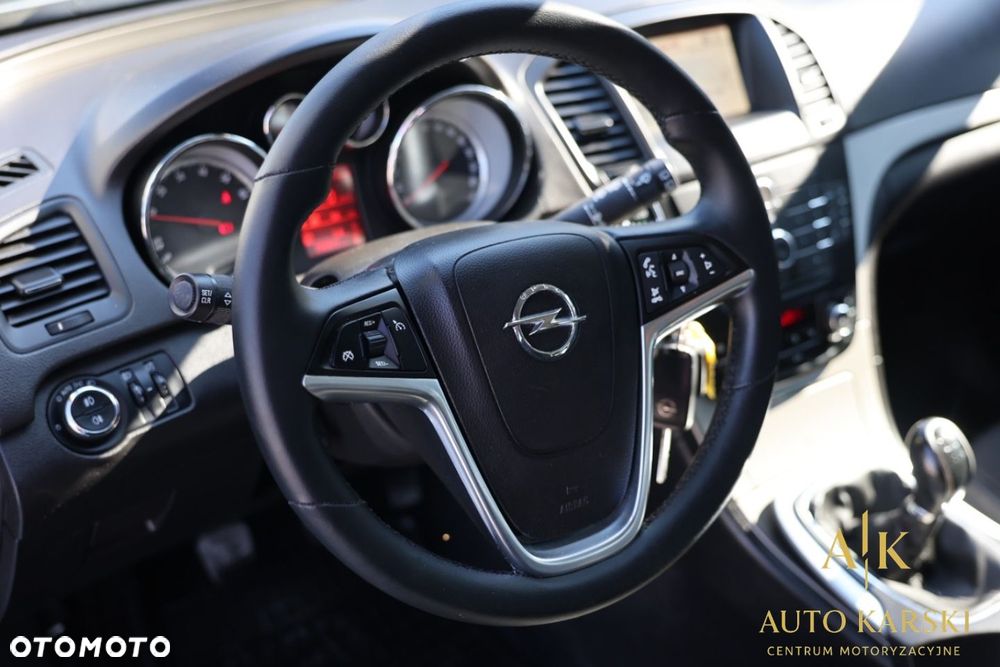 Opel Insignia - 20