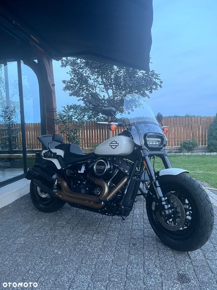 Harley-Davidson Softail Fat Bob - 11
