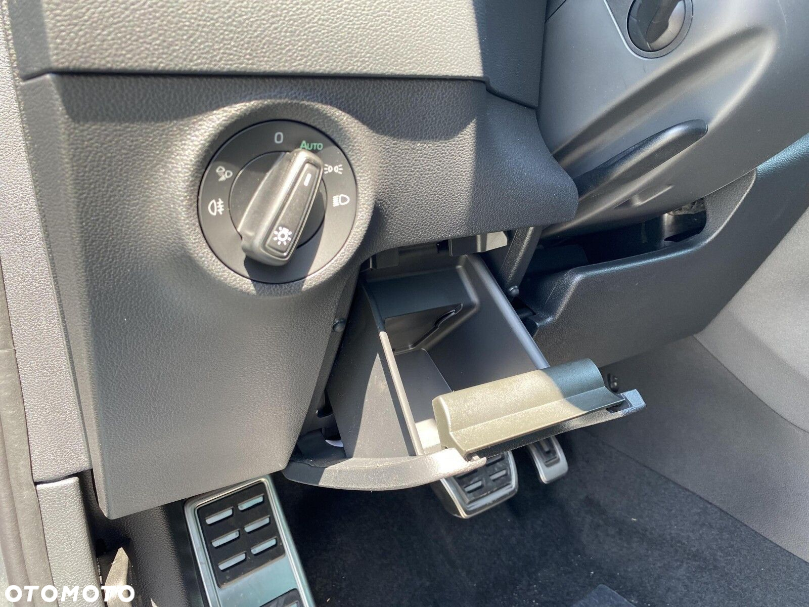 Skoda Karoq 1.5 TSI ACT Sportline DSG - 27