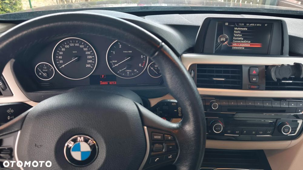 BMW Seria 3 318d - 12