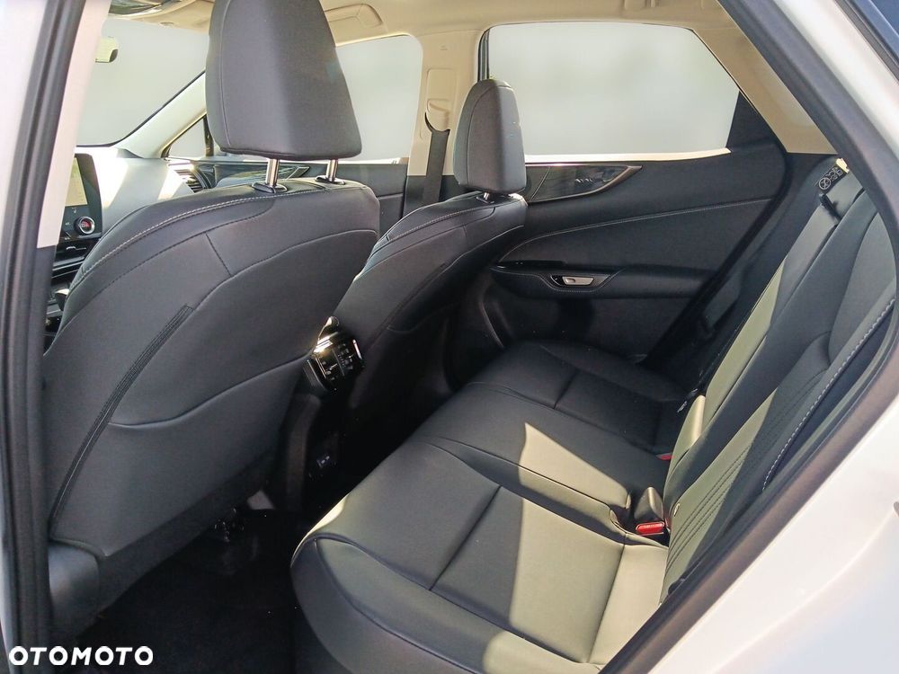 Lexus NX - 16