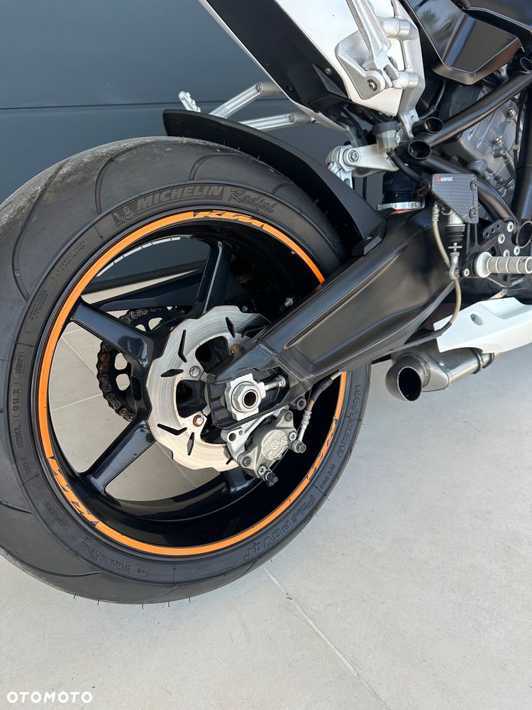 KTM RC 8 - 11