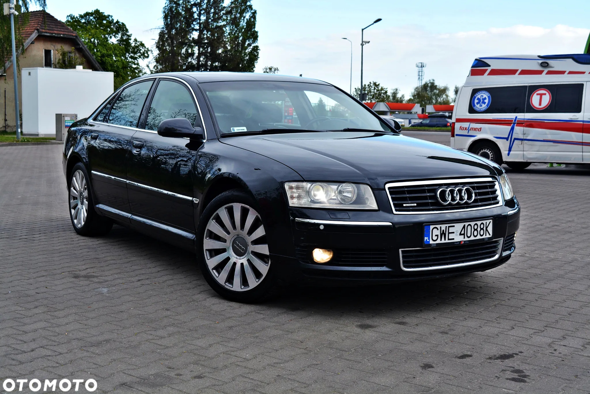 Audi A8 4.2 Quattro - 20