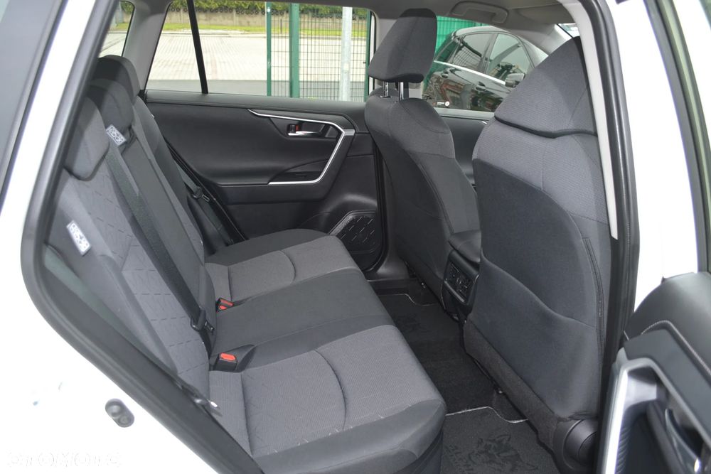 Toyota RAV4 2.5 Hybrid Comfort 4x2 - 7