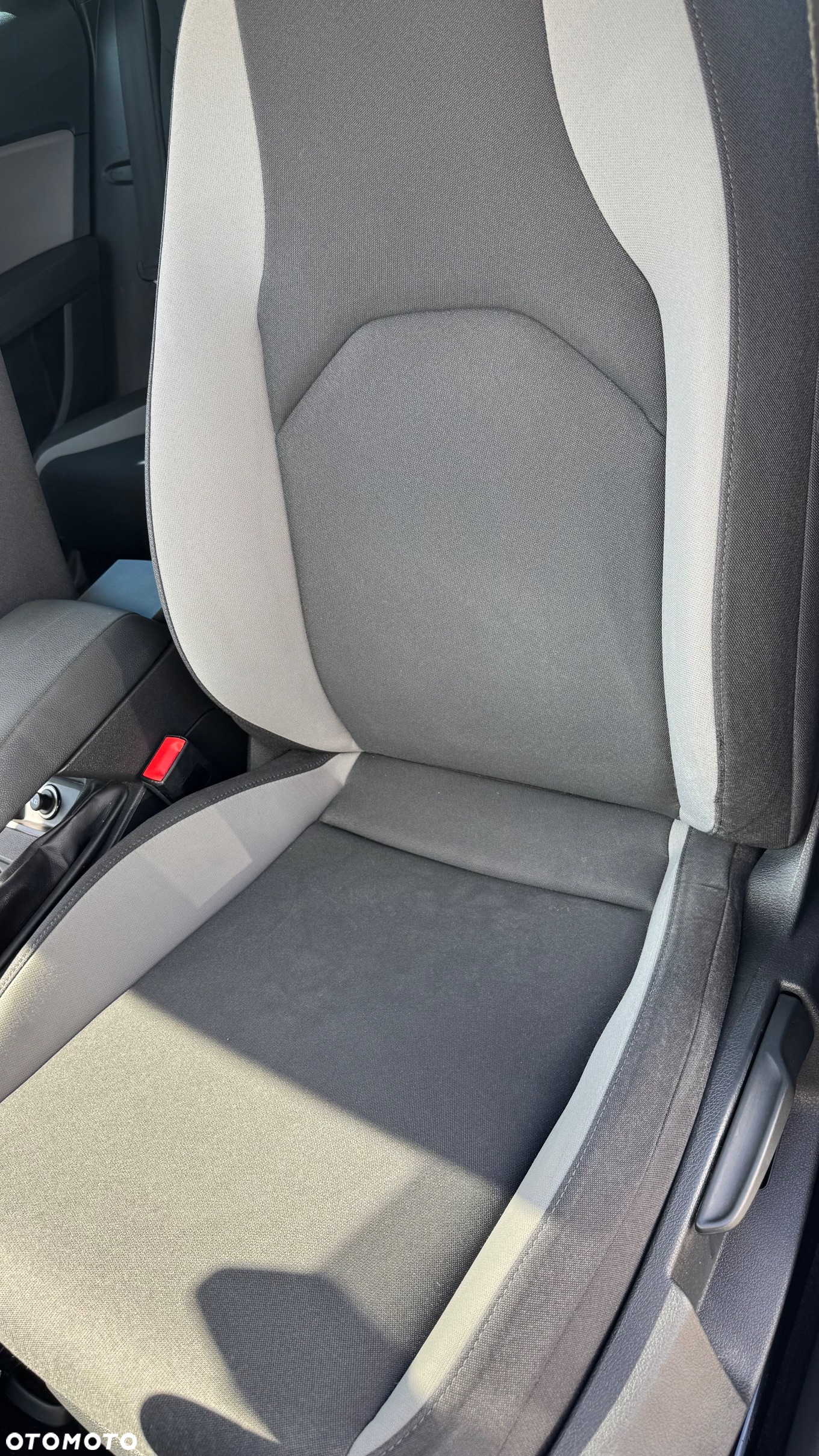 Seat Leon 1.6 TDI DPF Ecomotive Reference - 33