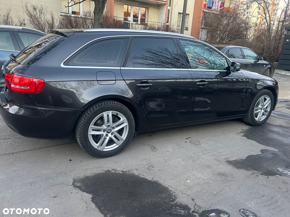 Audi A4 - 4