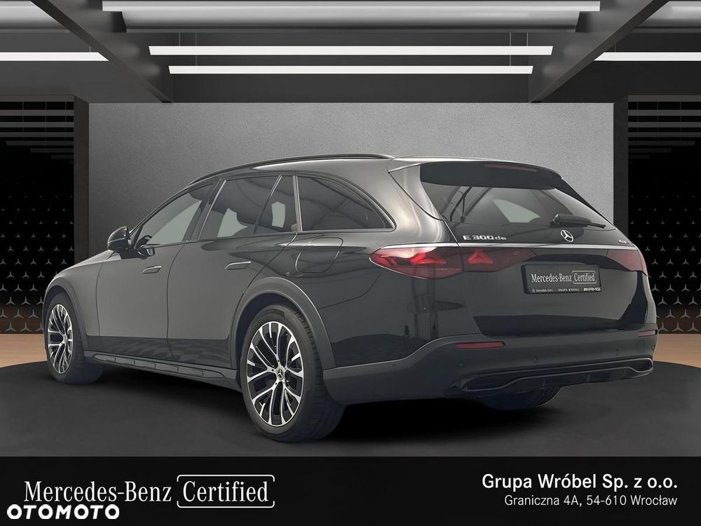 Mercedes-Benz Klasa E 300 de PHEV 4-Matic All-Terrain Avantgarde 9G-Tronic - 4