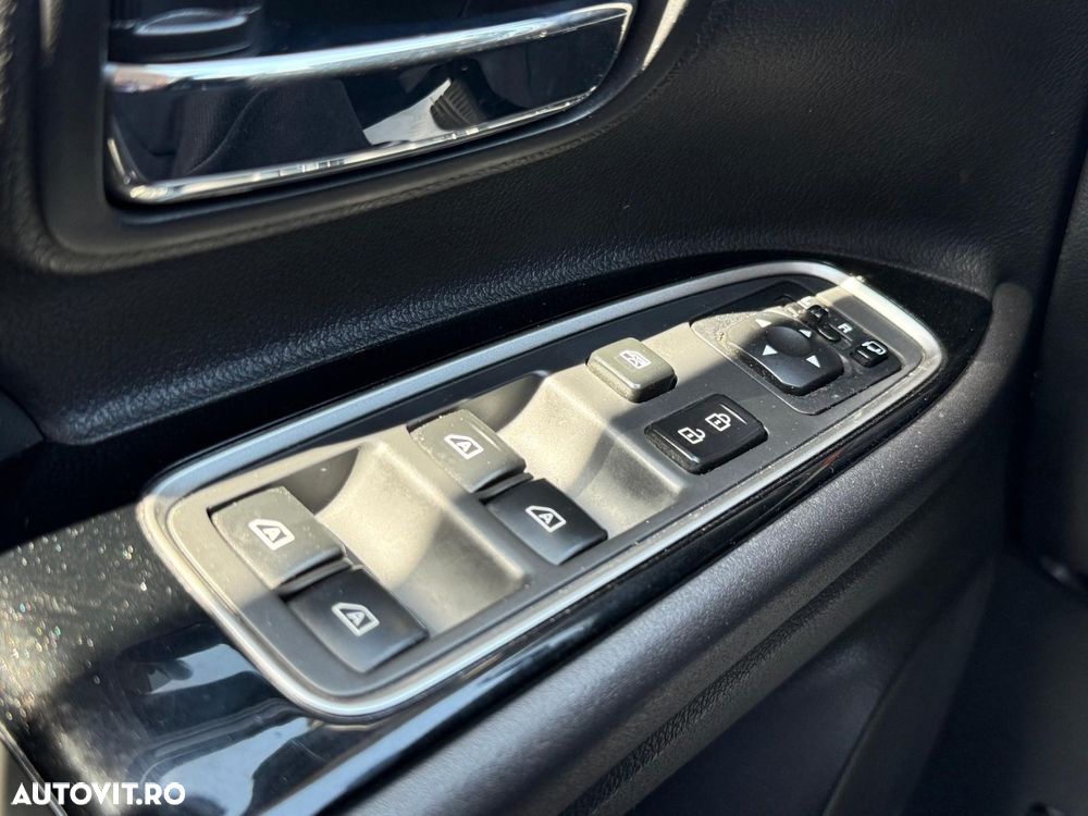 Mitsubishi Outlander 2.0L AS&G CVT Instyle - 30