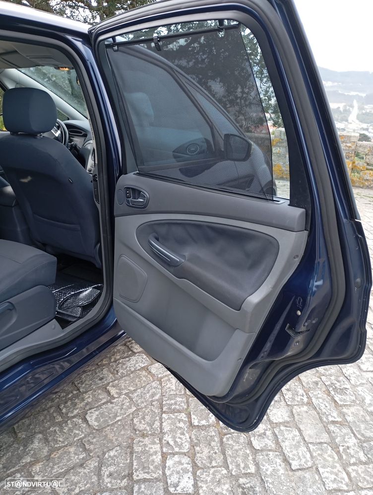 Ford S-Max 1.8 TDCi Titanium 7L - 5