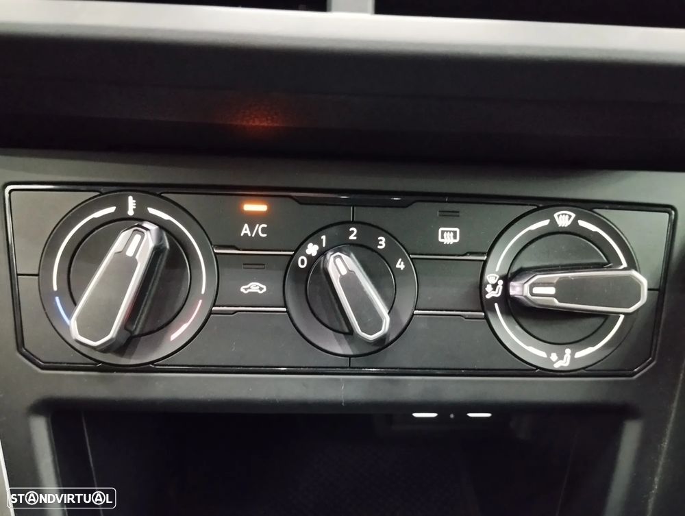 VW Taigo 1.0 TSI Life DSG - 33