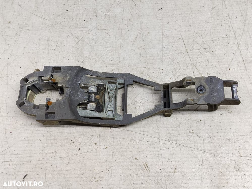 Suport maner exterior 3b0837885 Volkswagen VW Passat B5.5 [facelift] - 2