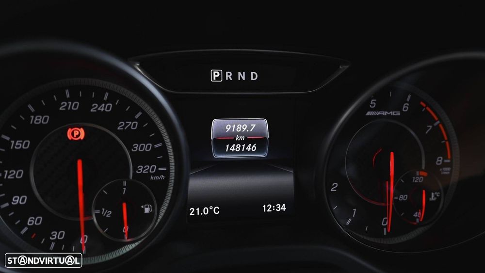 Mercedes-Benz CLA 45 AMG 4Matic Speedshift 7G-DCT - 33