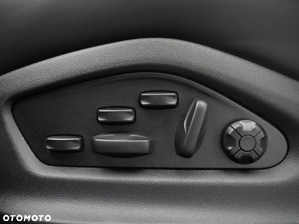 Porsche Cayenne E-Hybrid PHEV Black Edition - 24