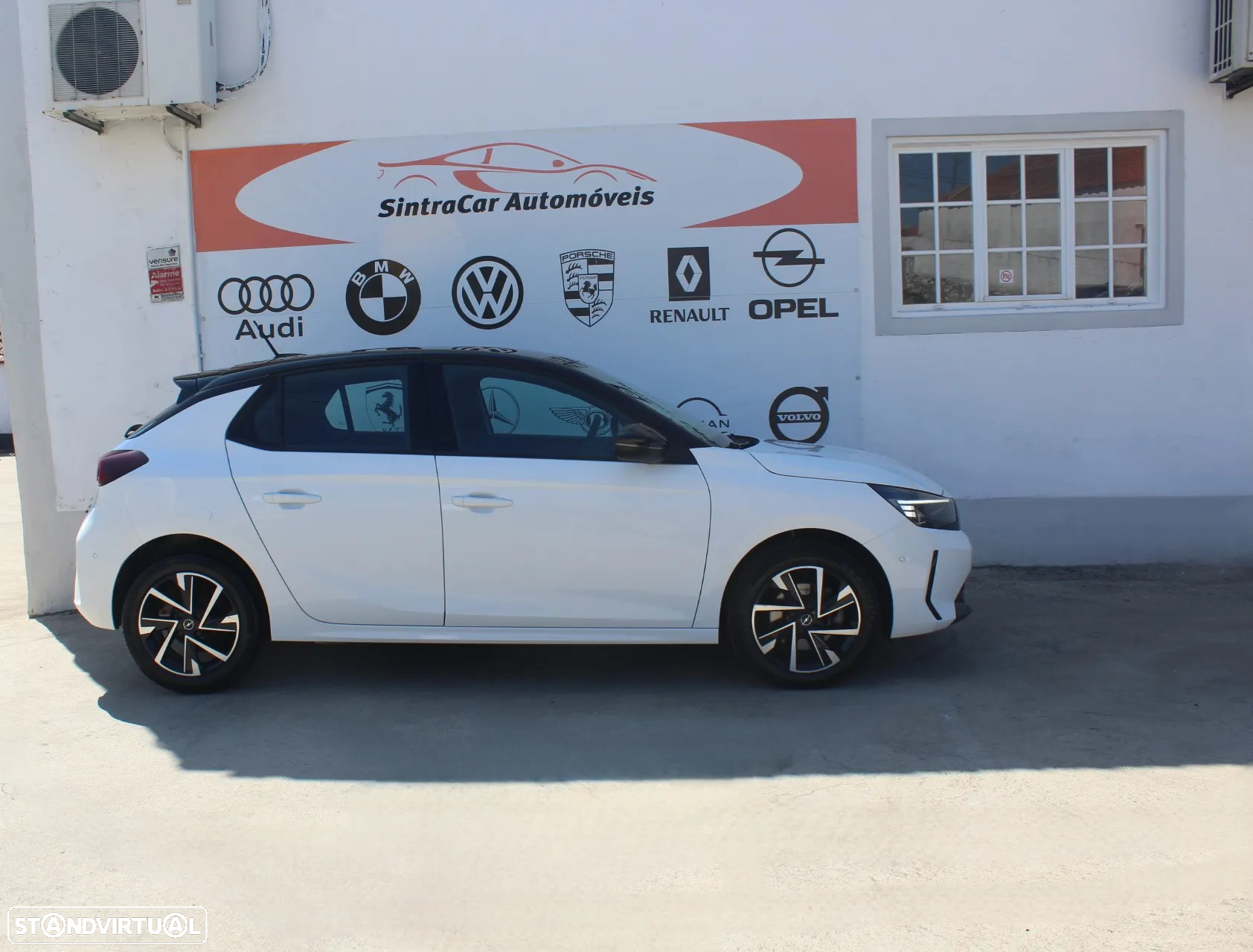 Opel Corsa 1.2 T GS - 4