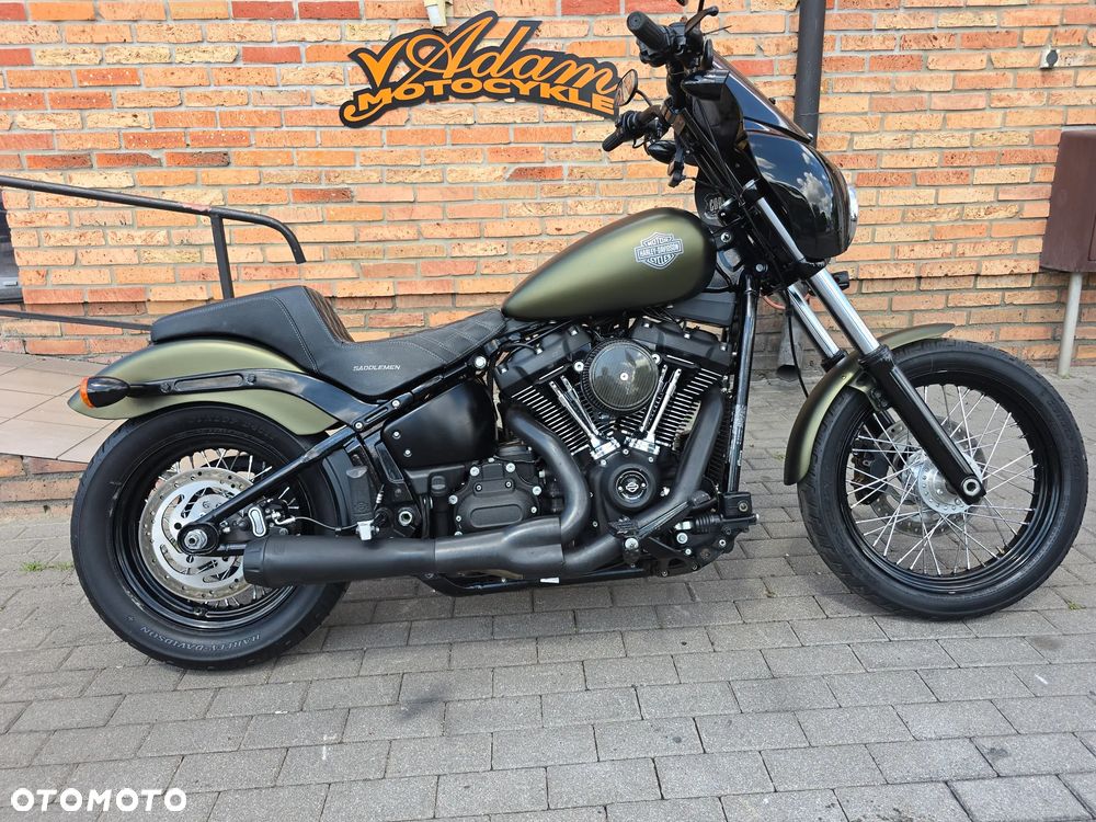 Harley-Davidson Dyna Street Bob - 1