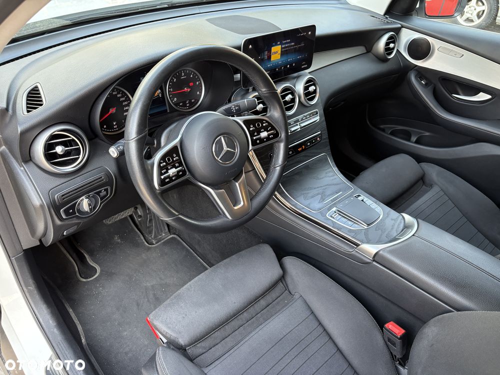 Mercedes-Benz GLC 200 d Business Edition - 3
