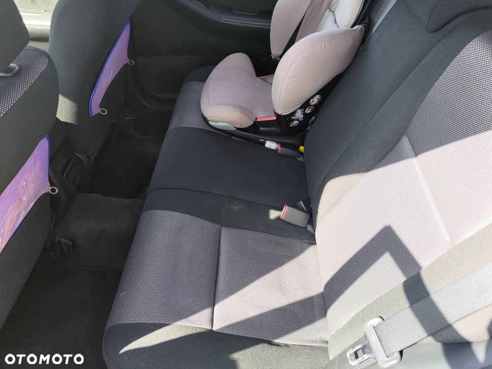 Toyota Corolla 1.6 VVT-i Sol - 16