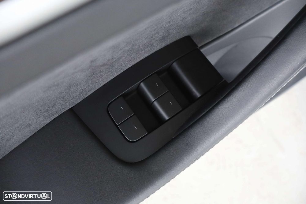 Tesla Model 3 Long Range Tração Integral - 15