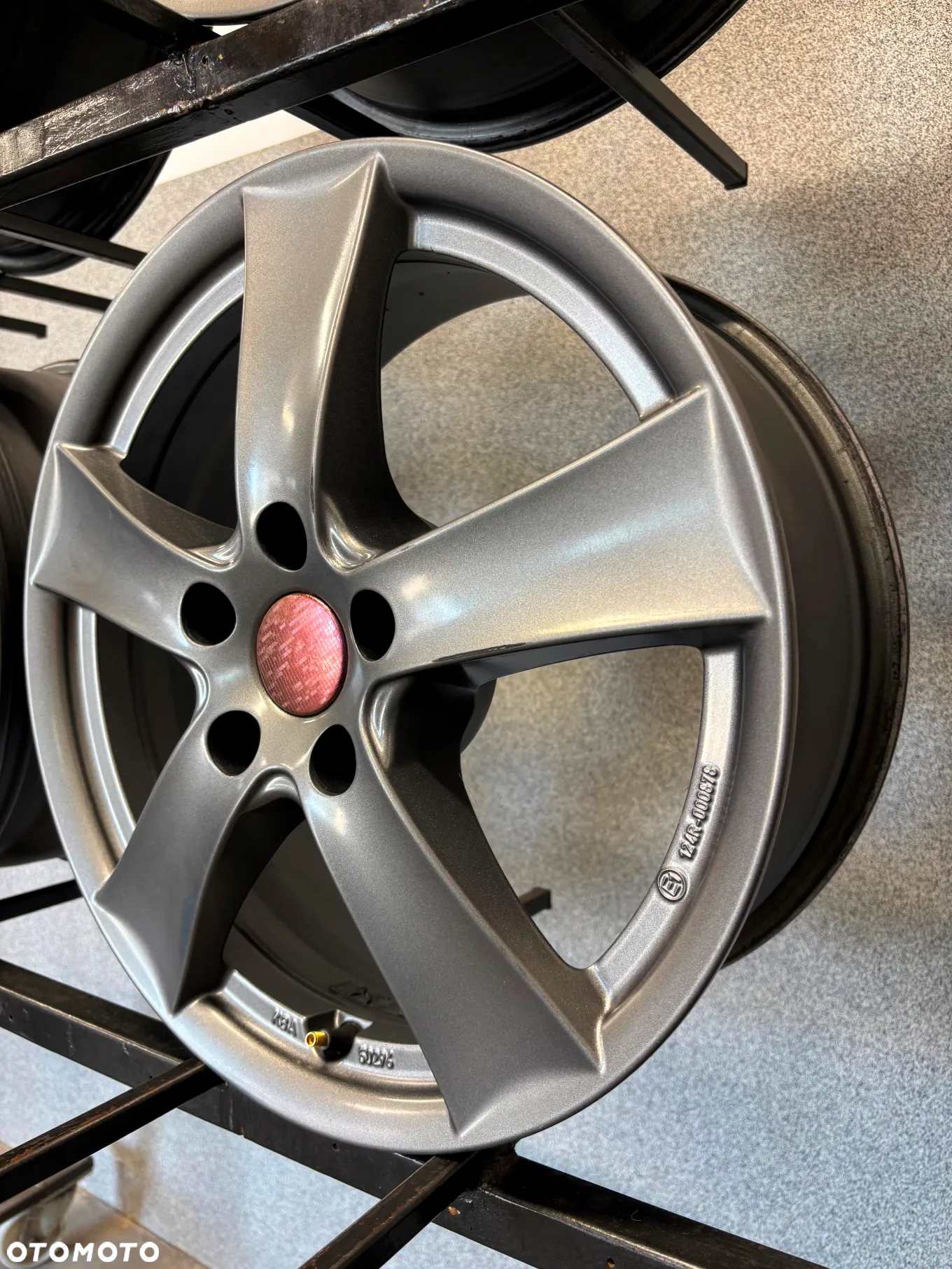 4 FELGI ALU. VW PASSAT, ARTEON,TOURAN,CADDY, GOLF, AUDI A4, A6, SKODA OCTAVIA 17'' 7J ET40 - 13