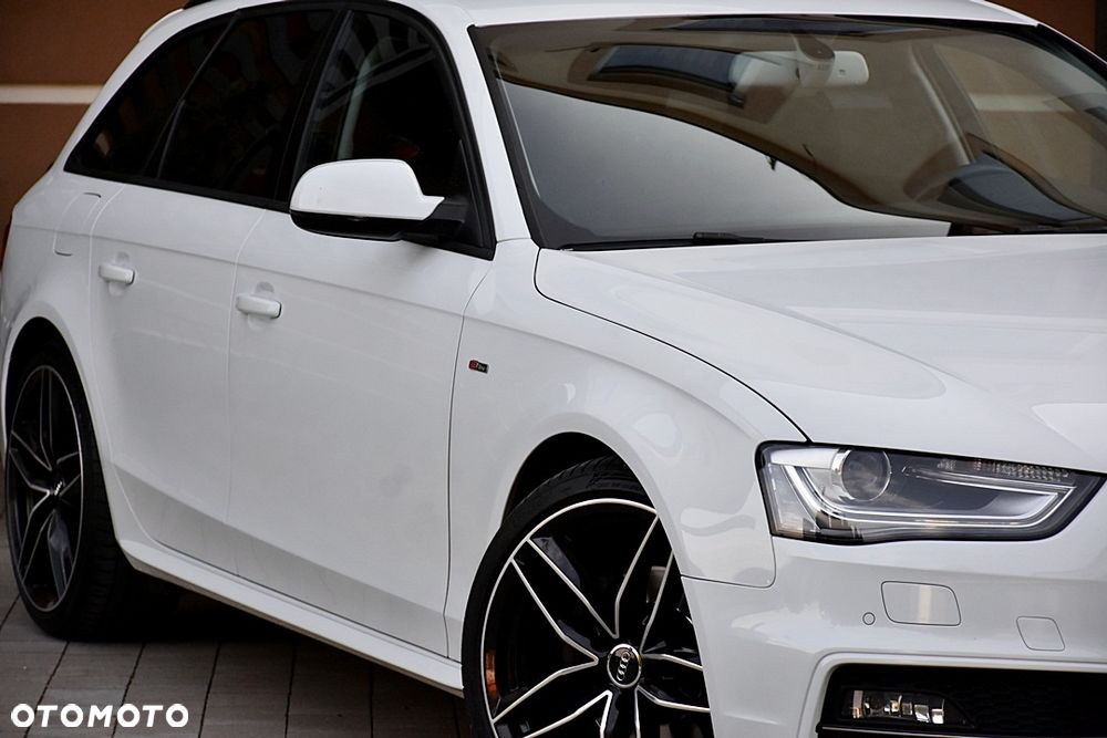 Audi A4 Avant 2.0 TDI DPF clean diesel multitronic S line Sportpaket - 10