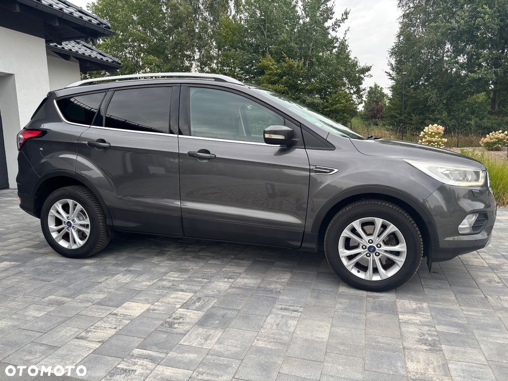 Ford Kuga 2.0 TDCi FWD Titanium - 4