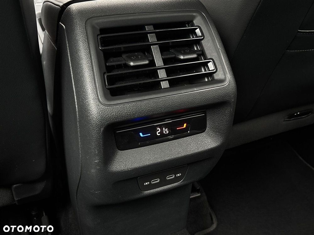 Volkswagen Tayron 1.5 eTSI mHEV Life DSG - 33
