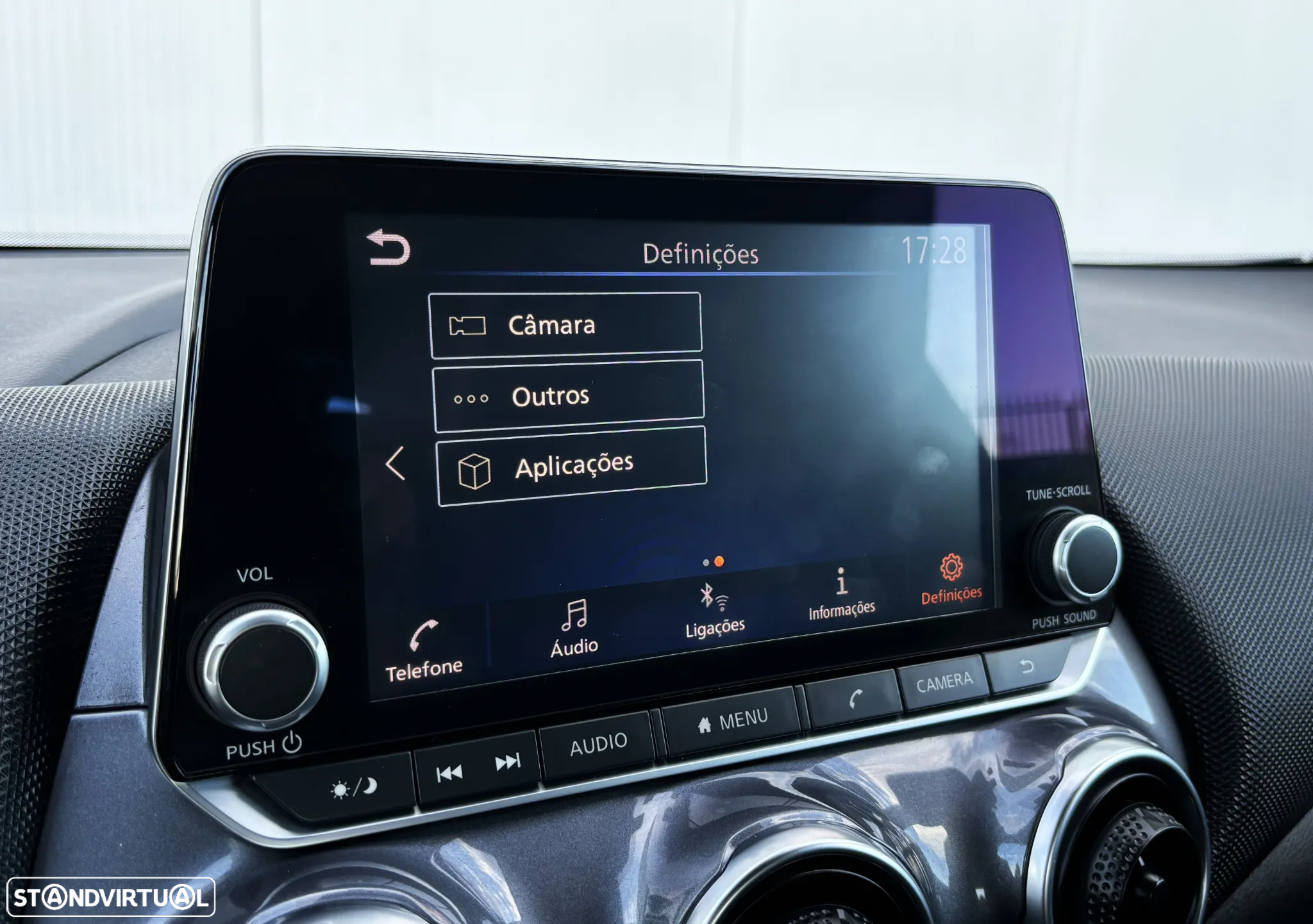Nissan Juke 1.0 DIG-T N-Connecta NAV. DCT - 33