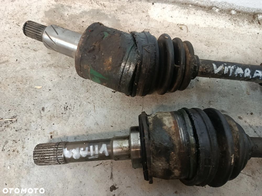 Półoś półosie przód prawa lewa 22 frezy Suzuki Vitara 1 - 2