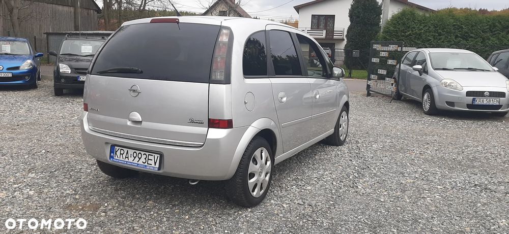 Opel Meriva - 8