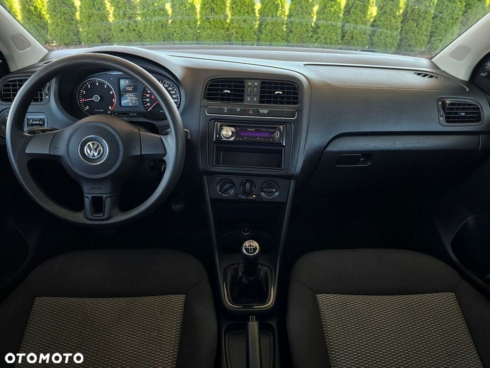 Volkswagen Polo - 18