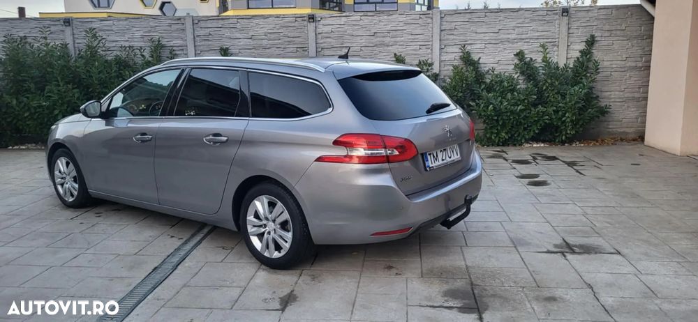 Peugeot 308 - 6