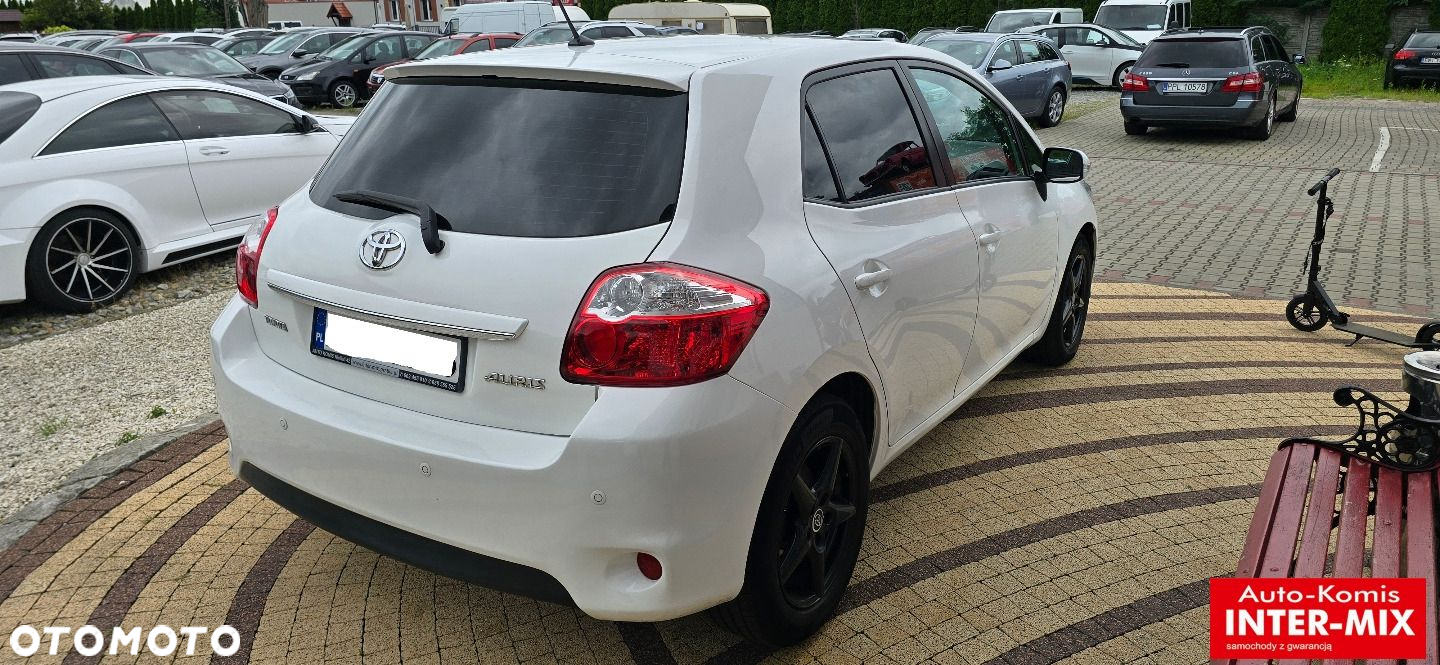 Toyota Auris - 5