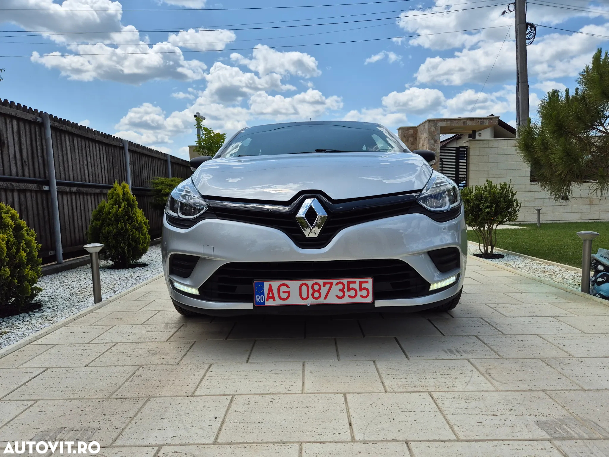 Renault Clio (Energy) dCi 90 Start & Stop INTENS - 11