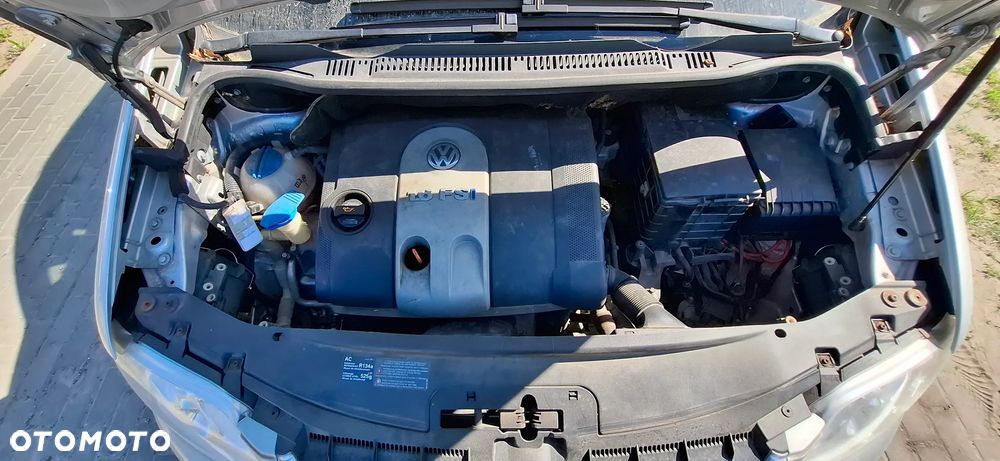 Volkswagen Touran - 23