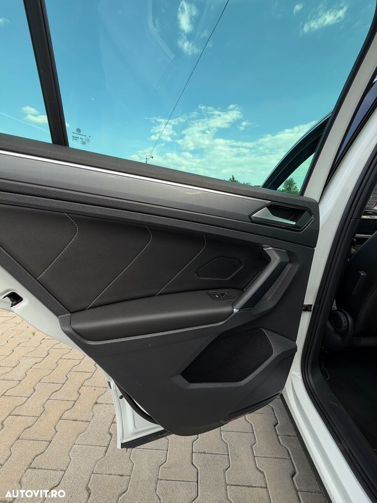 Volkswagen Tiguan - 22