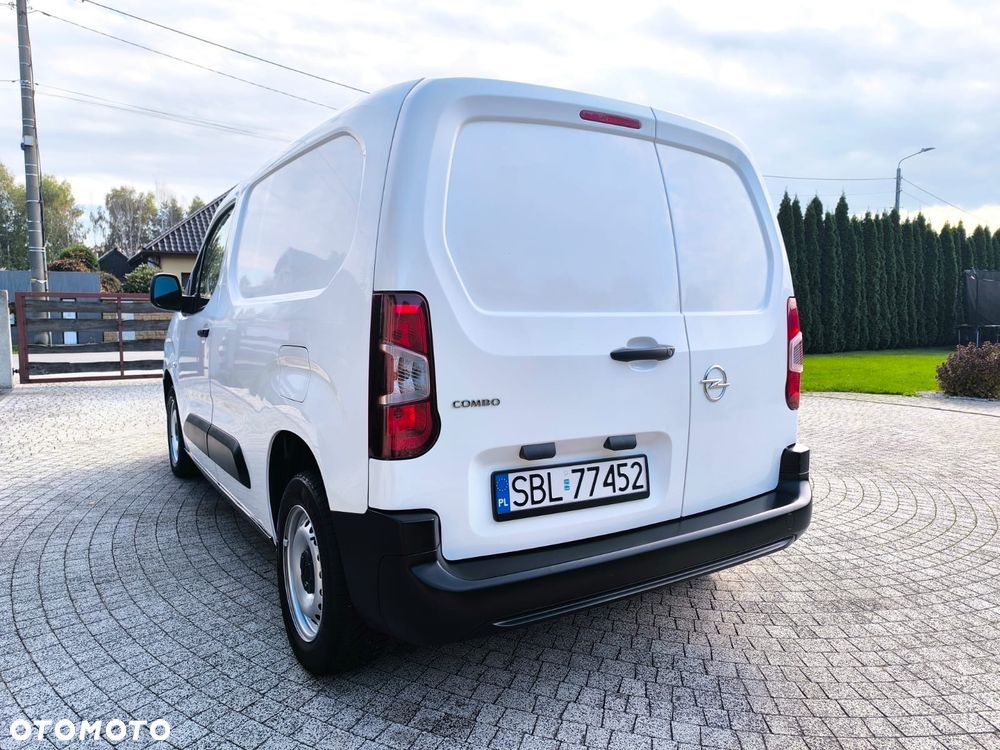 Opel Combo - 8
