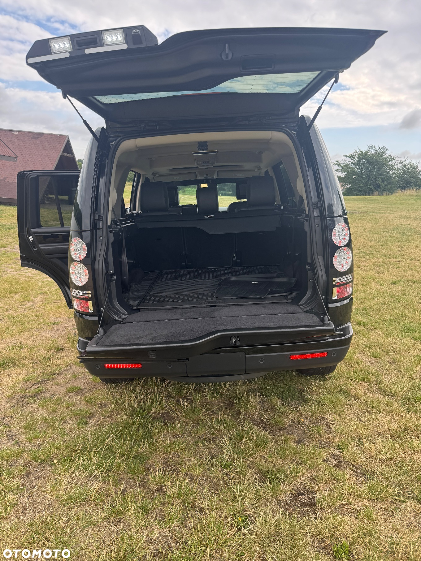 Land Rover Discovery - 16
