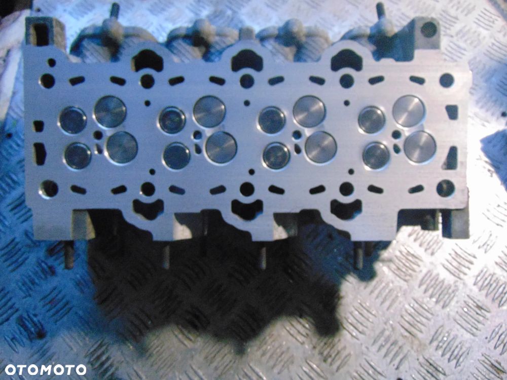 Głowica Kia hyundai 1,4/1,6/1,7 CRDI 221112a200 po regeneracji