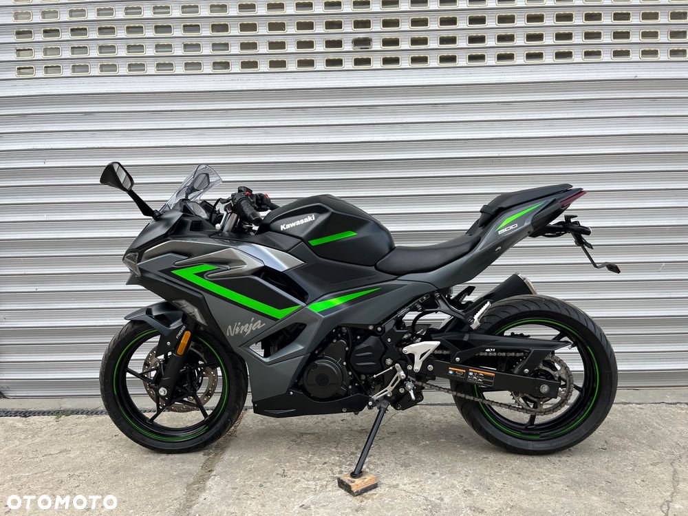 Kawasaki Ninja - 14