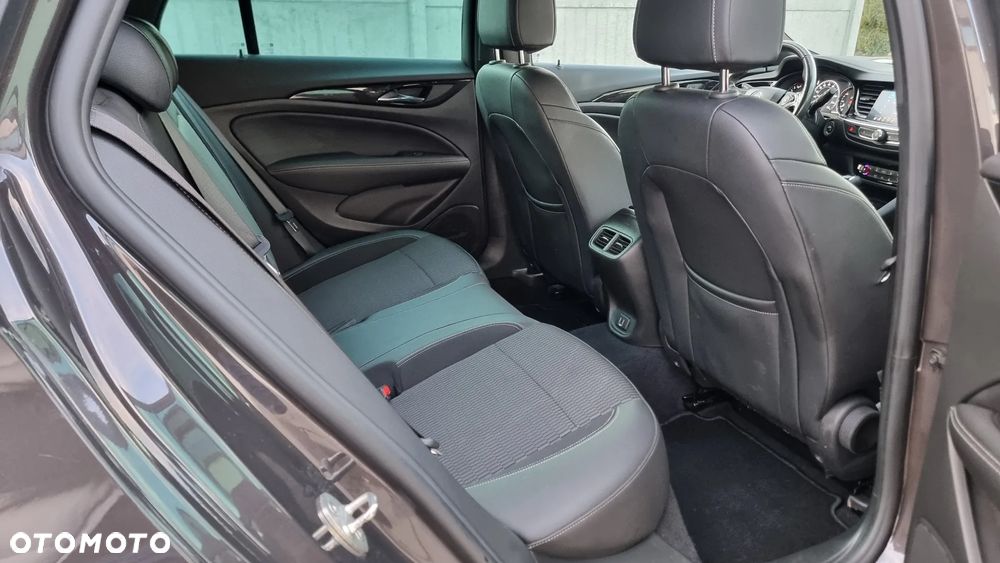 Opel Insignia 2.0 T Elegance S&S - 31