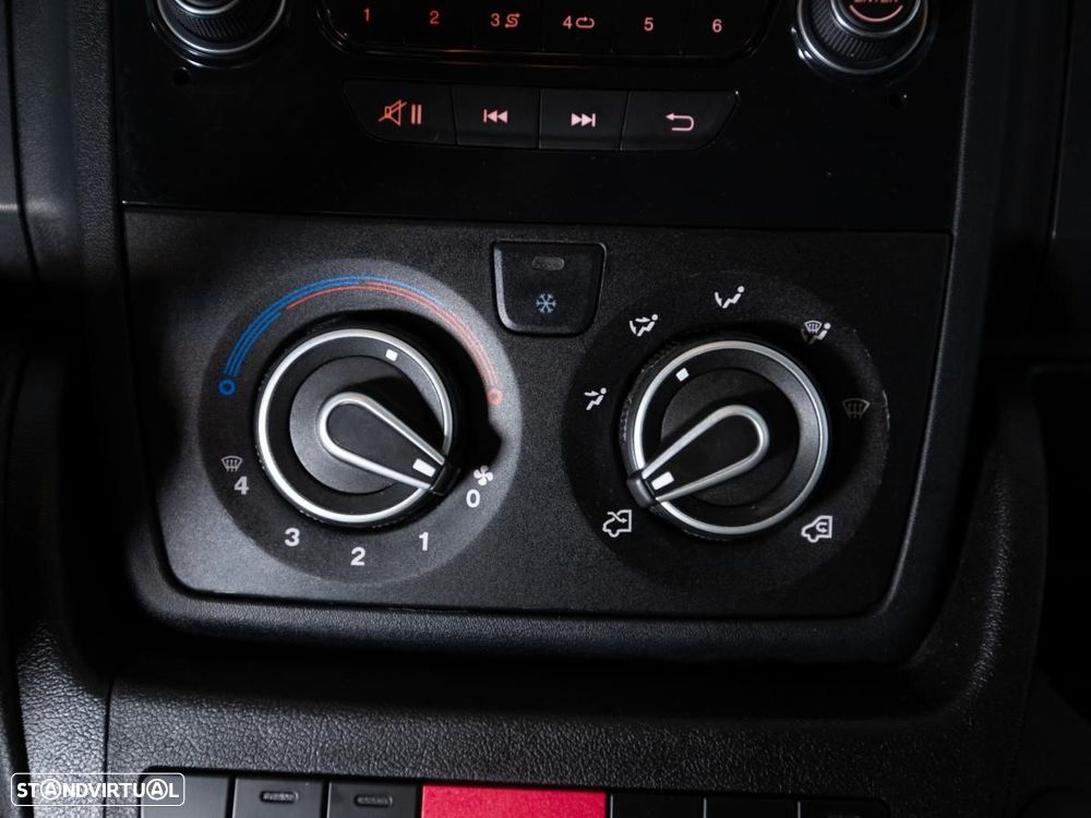 Peugeot Boxer 2.2 BlueHDi 335 L3 CD - 15