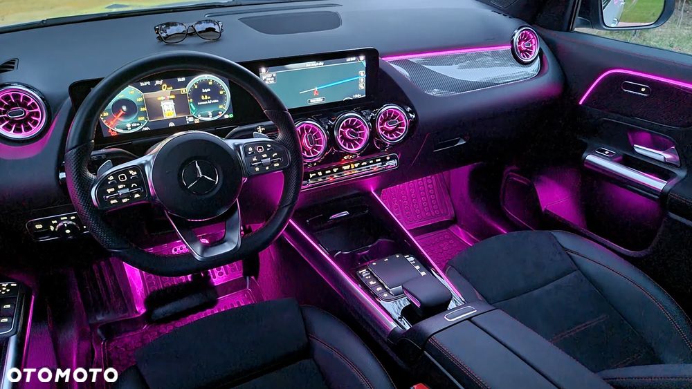 Mercedes-Benz GLA 200 AMG Line - 32