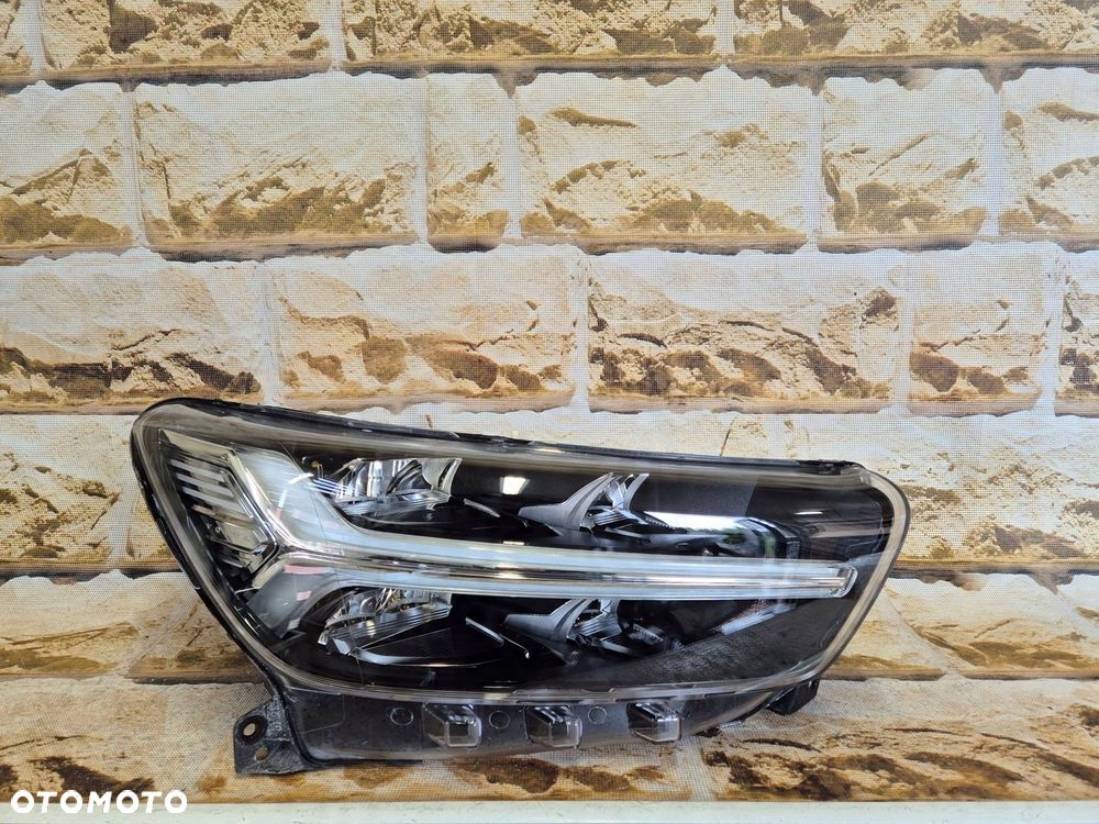 volvo xc40 full led mid europa prawa idealna