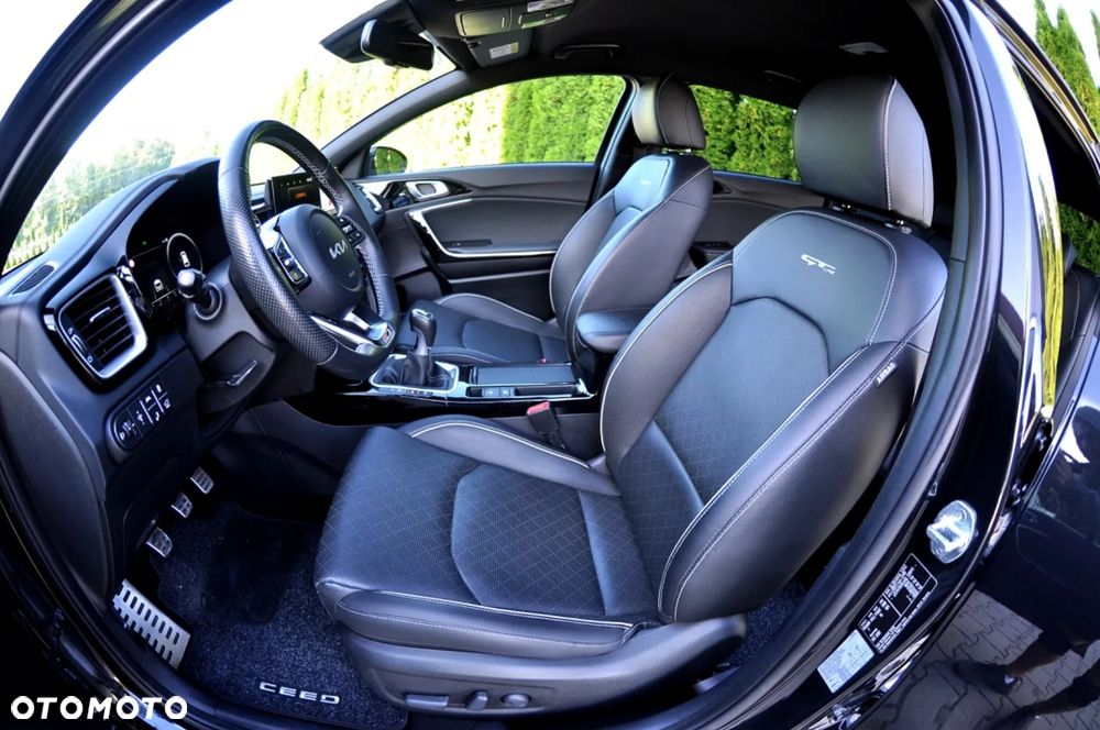 Kia Ceed 1.5 T-GDI GT-Line - 21